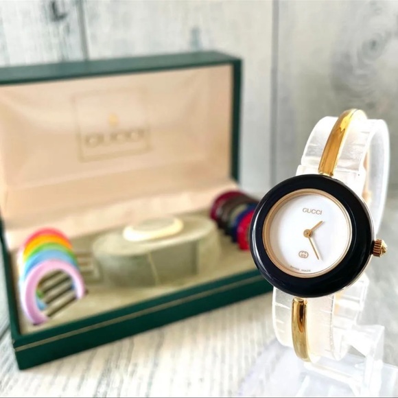 Gorgeous RARE 14k Gold Plated Gucci Bracelet Watch - Picture 2 of 4